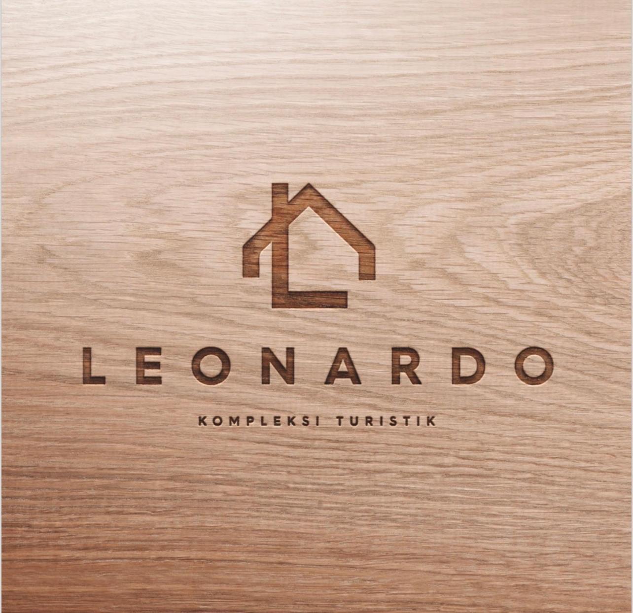 Kompleksi Turistik Leonardo Chalet Shëngjin